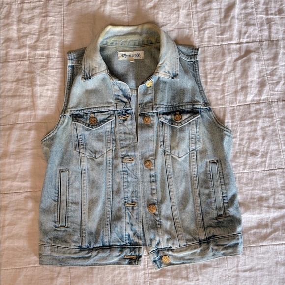 Madewell Faded Blue Denim Vest - Picture 1 of 4